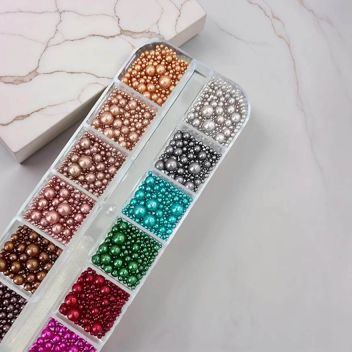 12Grids Christmas Red/Green Pearl Nail Rhinestone Mixed Size Pearlescent Colorful Beads Nali Charms Full Circle Pearl Manicure