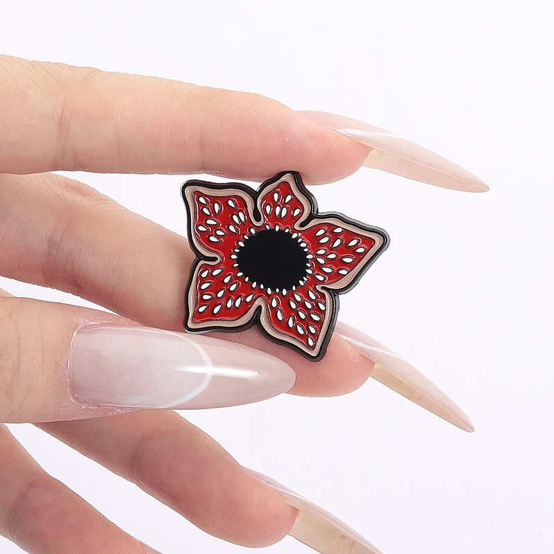 Sci-fi Horror American TV Series Enamel Pin Red Cannibal Flowers Christmas Lights Mug Brooches Lapel Badge Jewelry Gifts