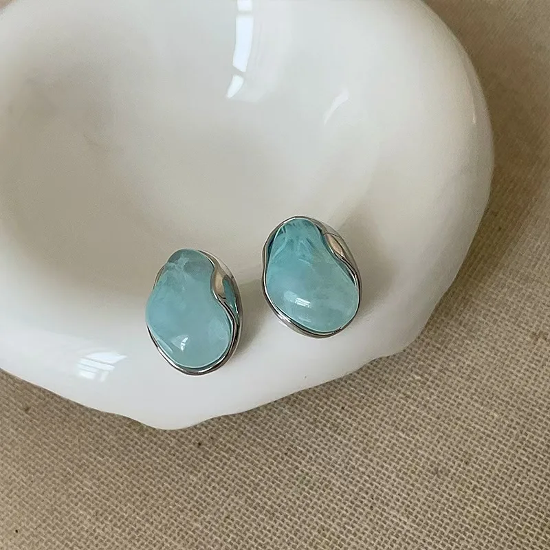 Irregular Smudging Resin Blue Jelly Ice Cute Geometric Bean Stud Earrings for Women Unique Design Party Jewelry Christmas Gift
