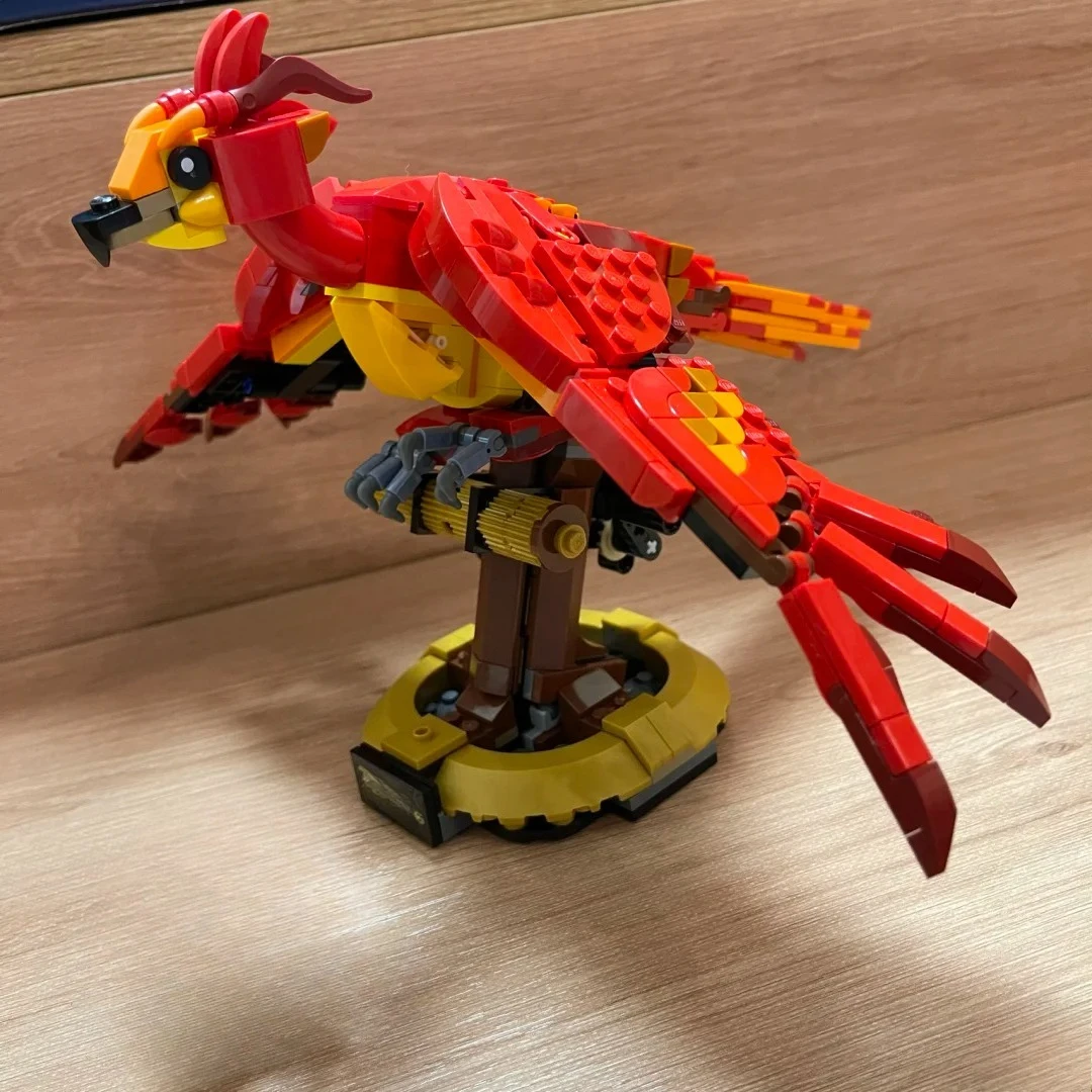Magic World Fire Phoenix Building Blocks Sets Suitable for Christmas Gifts Compatible with Legoed Particles,597pcs.