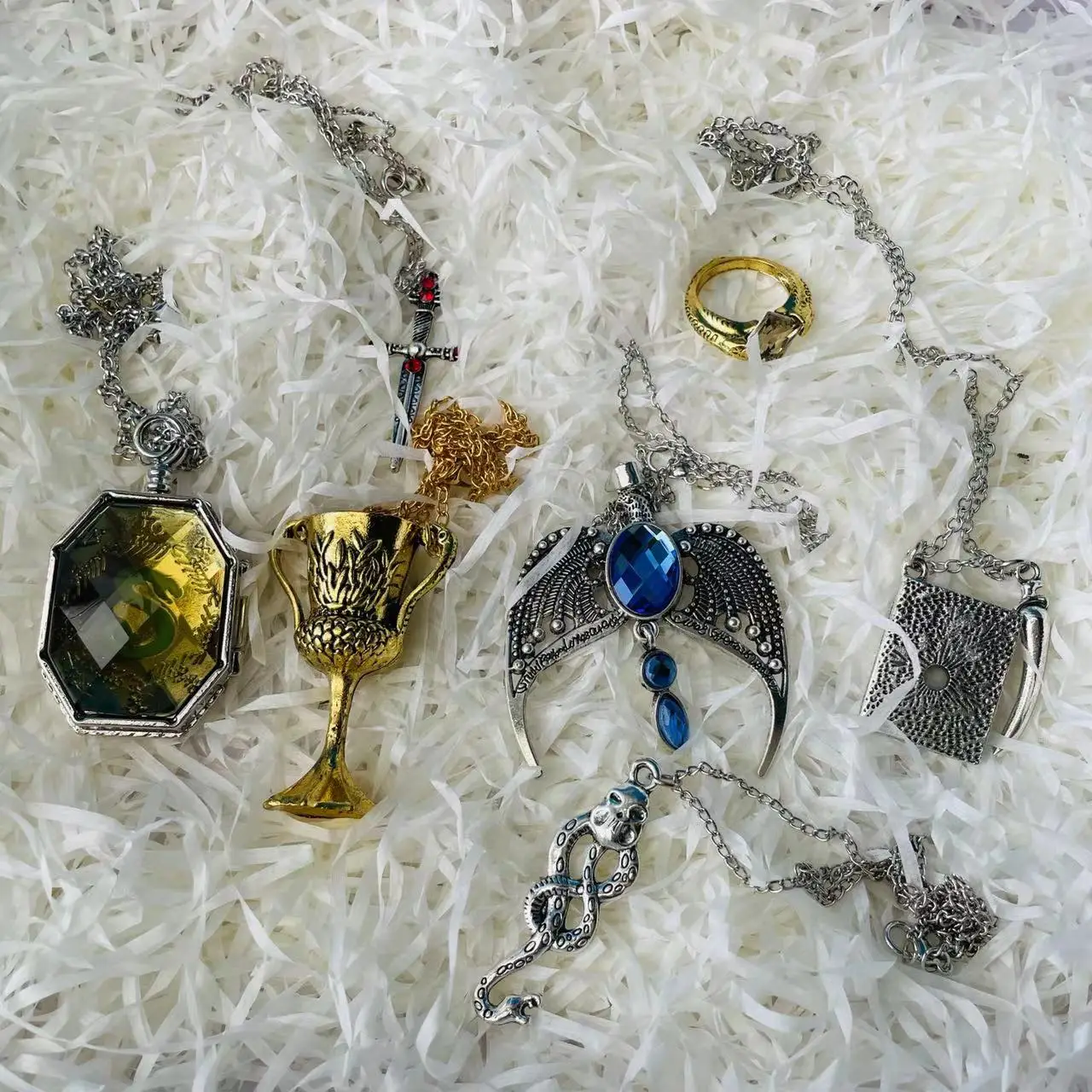 Snake Locket Eagle Goblet Diary Sword Dark Mark Pendant Props Ring Set 7 PCS Set Halloween Christmas Easter Gift Present