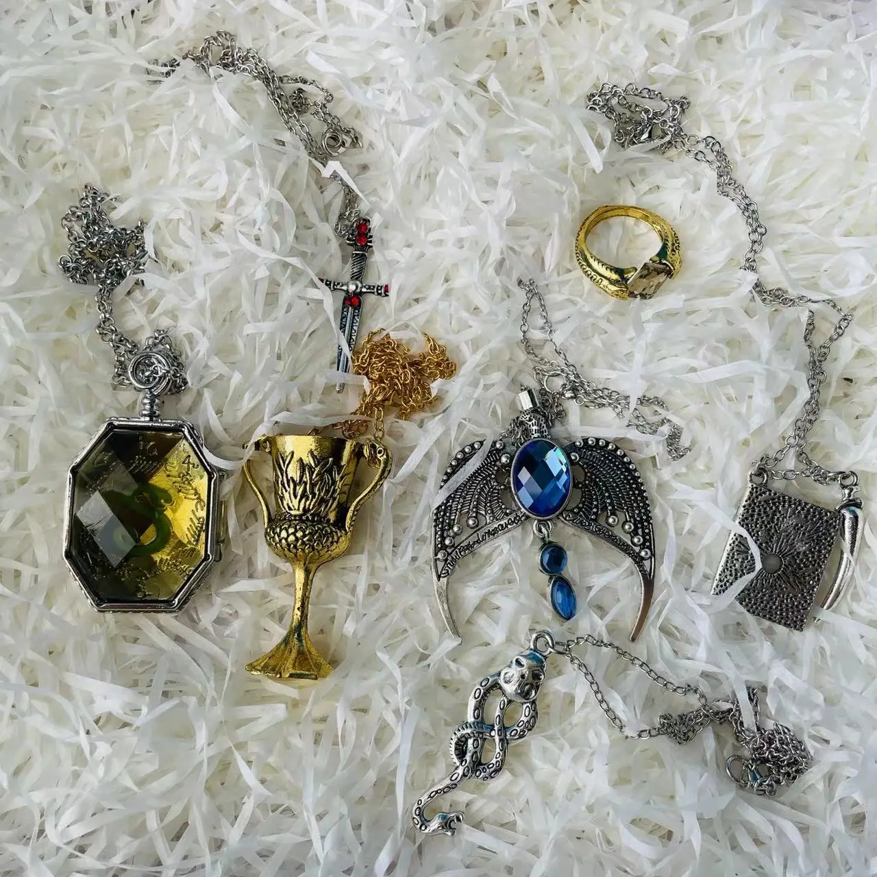 Snake Locket Eagle Goblet Diary Sword Dark Mark Pendant Props Ring Set 7 PCS Set Halloween Christmas Easter Gift Present