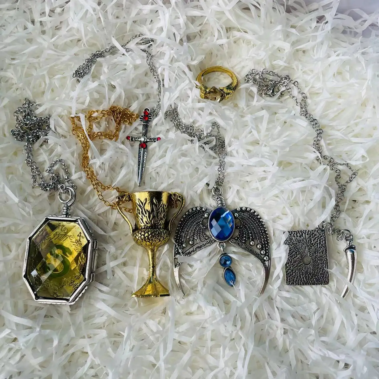 Snake Locket Eagle Goblet Diary Sword Dark Mark Pendant Props Ring Set 7 PCS Set Halloween Christmas Easter Gift Present