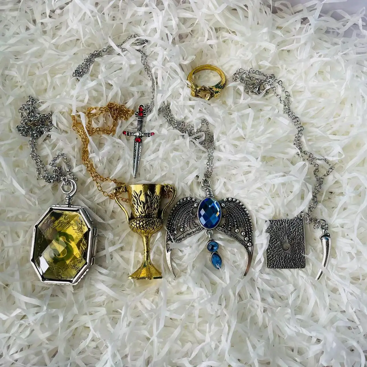 Snake Locket Eagle Goblet Diary Sword Dark Mark Pendant Props Ring Set 7 PCS Set Halloween Christmas Easter Gift Present