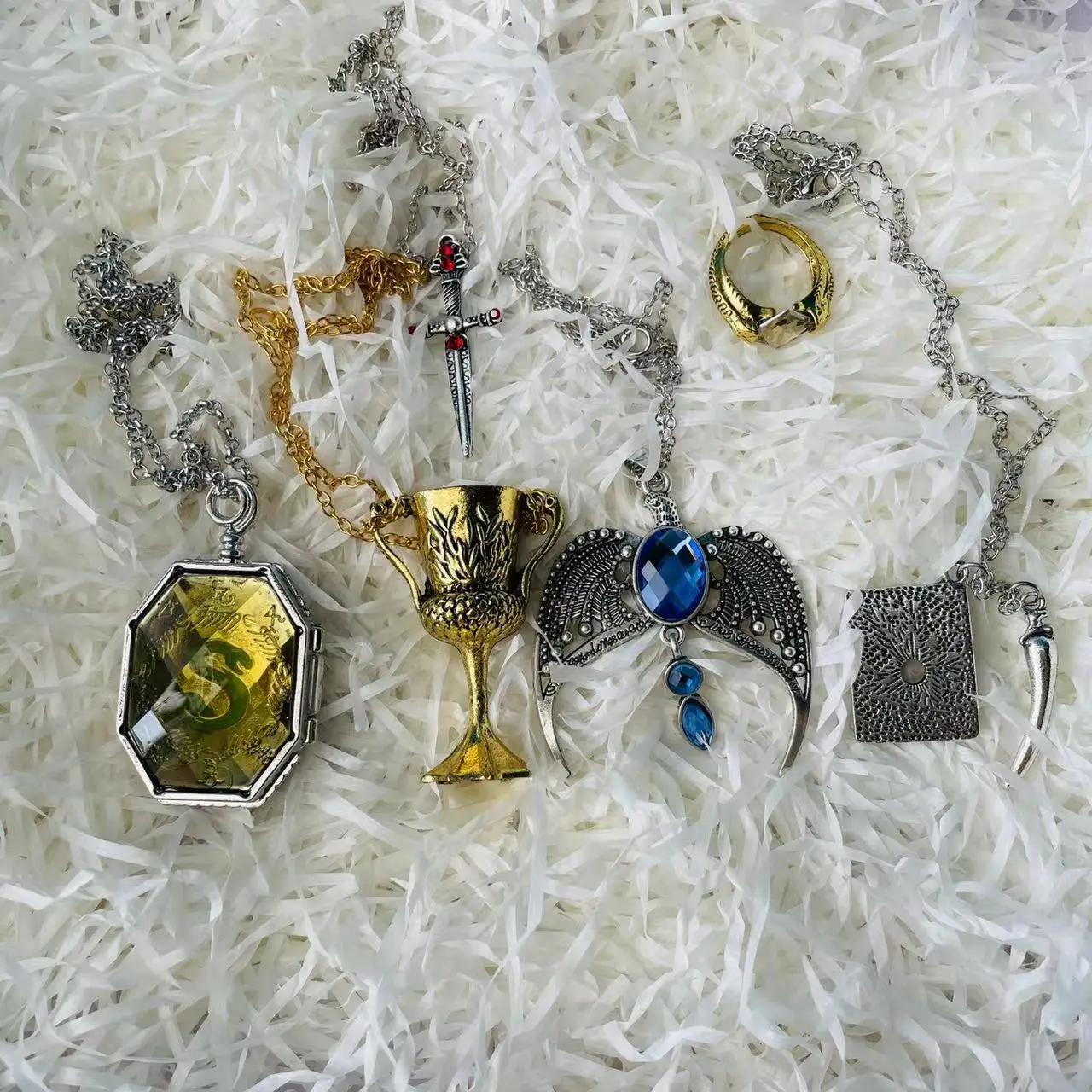 Snake Locket Eagle Goblet Diary Sword Dark Mark Pendant Props Ring Set 7 PCS Set Halloween Christmas Easter Gift Present