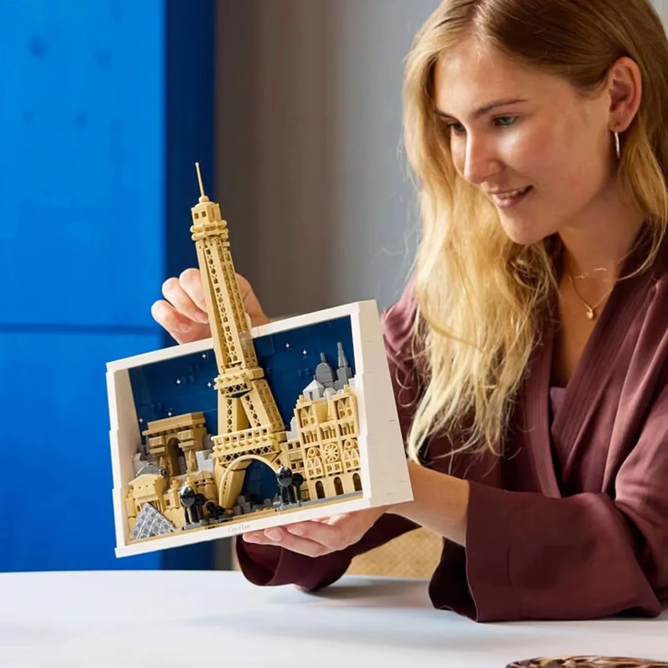 2026 Creative Paris Love City Brick Construction Educational Building Block Toy Christmas Birthday Gift