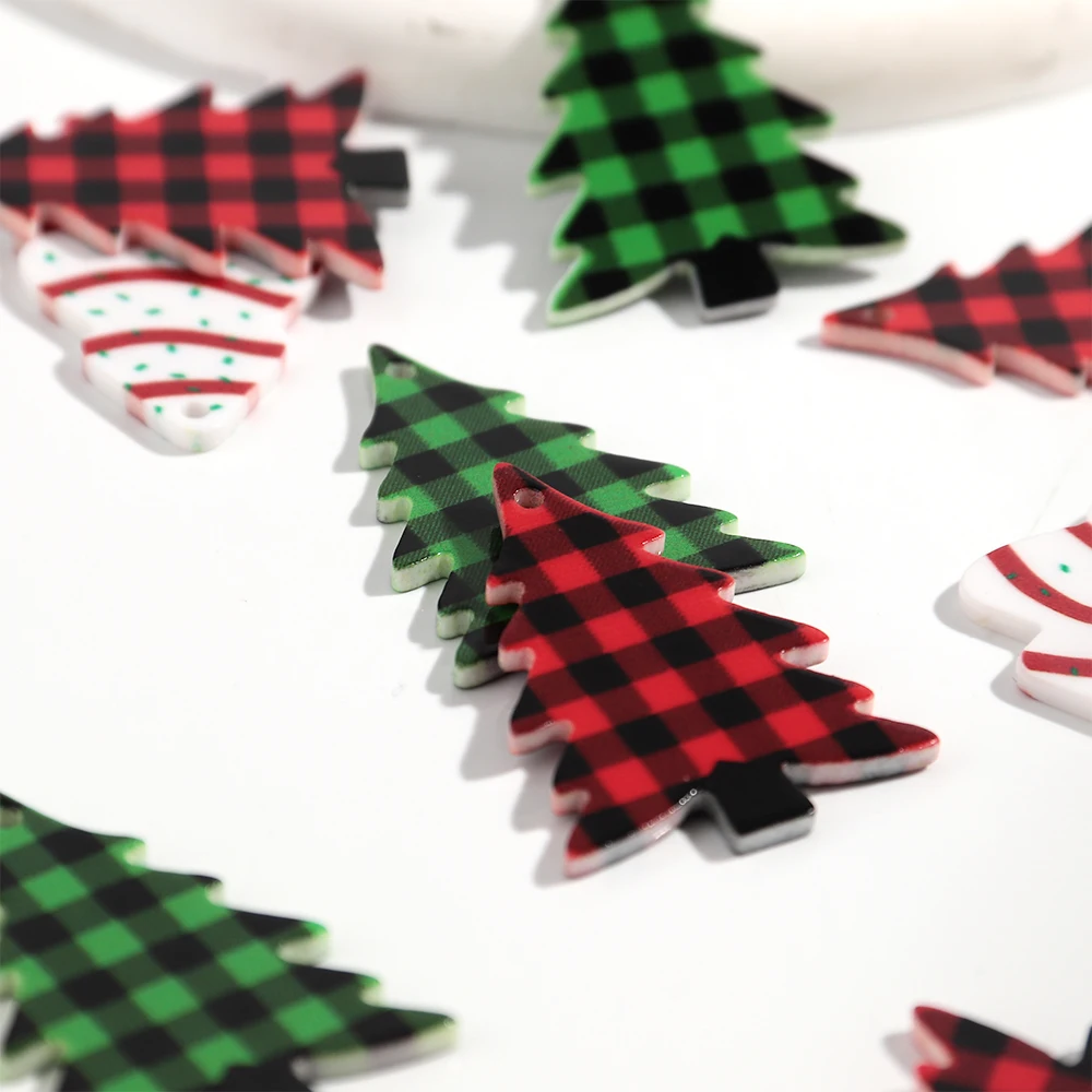 10pcs/lot Christmas Tree Acrylic Charms Snow Green Red Pendant for DIY Handmade Jewelry Making Earring Keychain Accessories