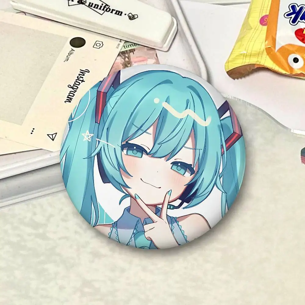 H-Hatsune Miku Cartoon Star Badges, Brooches, Pins, Tin Props, Christmas Gifts, Birthday Gifts