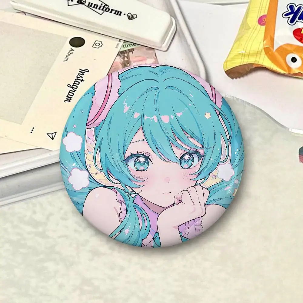 H-Hatsune Miku Cartoon Star Badges, Brooches, Pins, Tin Props, Christmas Gifts, Birthday Gifts