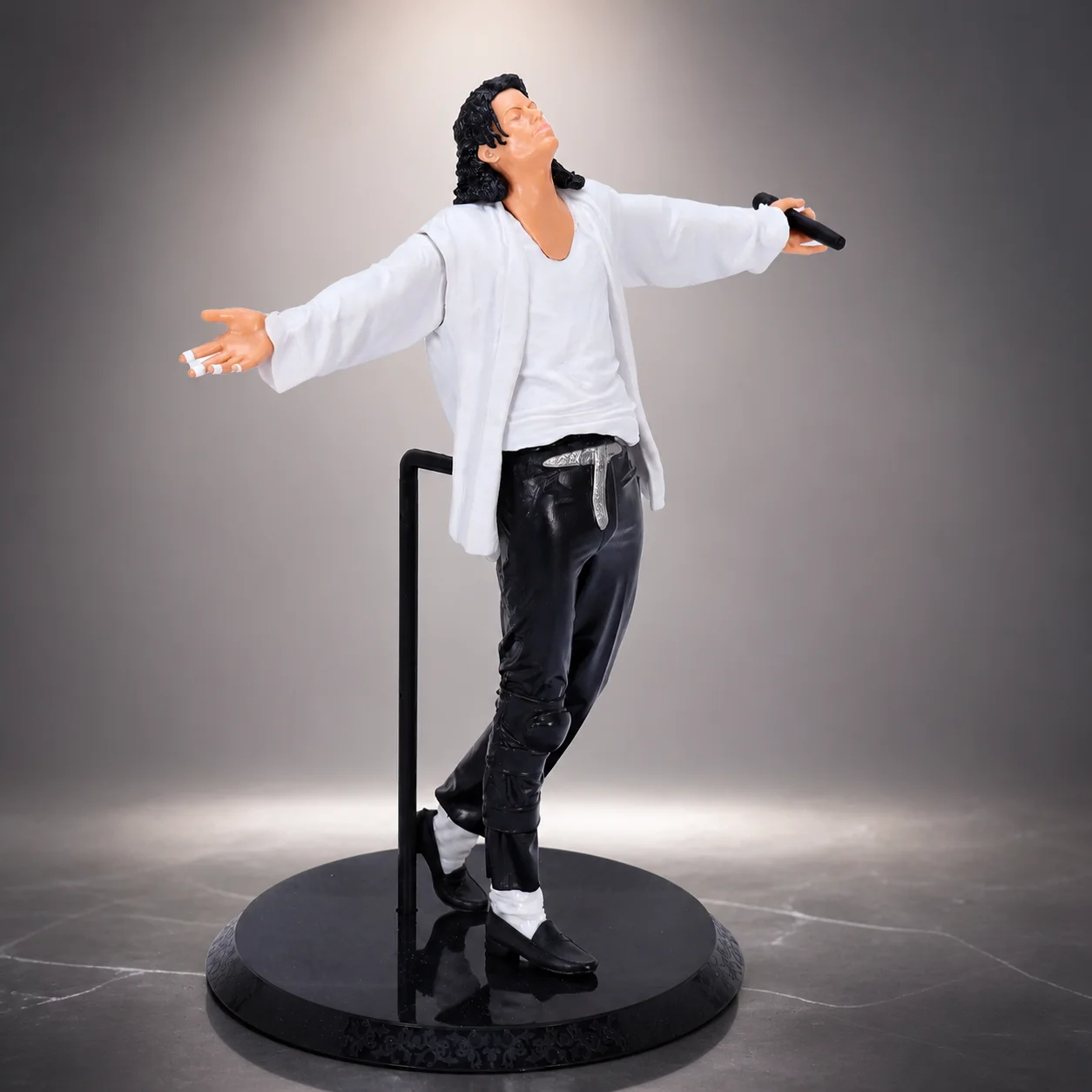 Michael Jackson Smooth Criminal Lean Open Arms Anime Action Figure Model Statue Desktop Ornament Collectible Small Gift Halloween Christmas Valentine's Day Gift Decoration