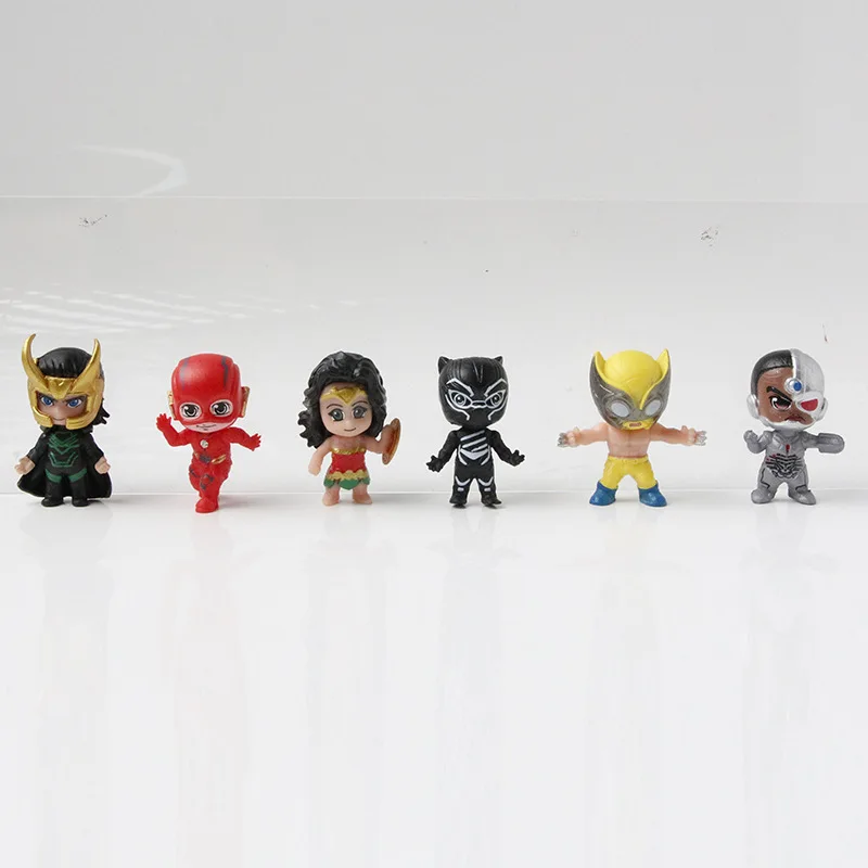 12 Pcs/Set Q Mini Super Hero Figures Decoration Action Figure Toys Superhero Model Capsule Toys Christmas Gifts