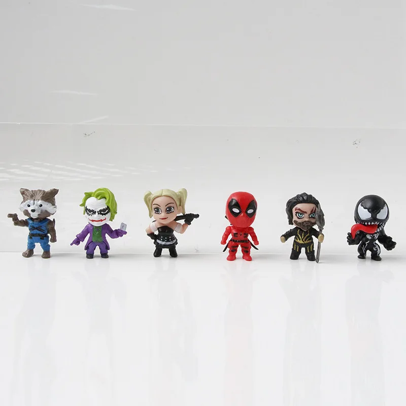 12 Pcs/Set Q Mini Super Hero Figures Decoration Action Figure Toys Superhero Model Capsule Toys Christmas Gifts
