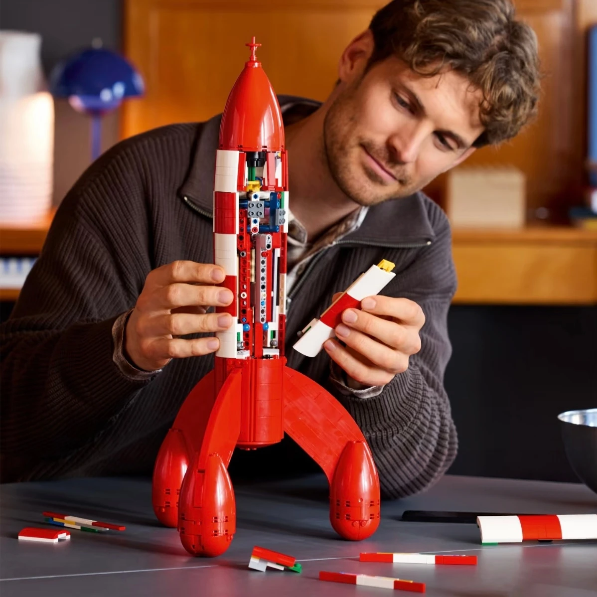 1283pcs New Moon Rocket Model Building Blocks DIY Creative Ideas Anime Assemble Construction Toy Birthday Christmas Gifts