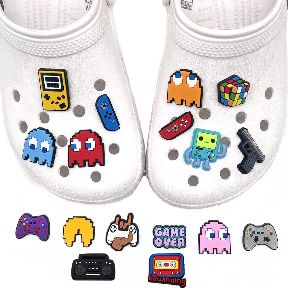 Pac-Man 17-piece cute game-themed shoe charms, detachable, a cute gift for friends, fun gift, Christmas gift