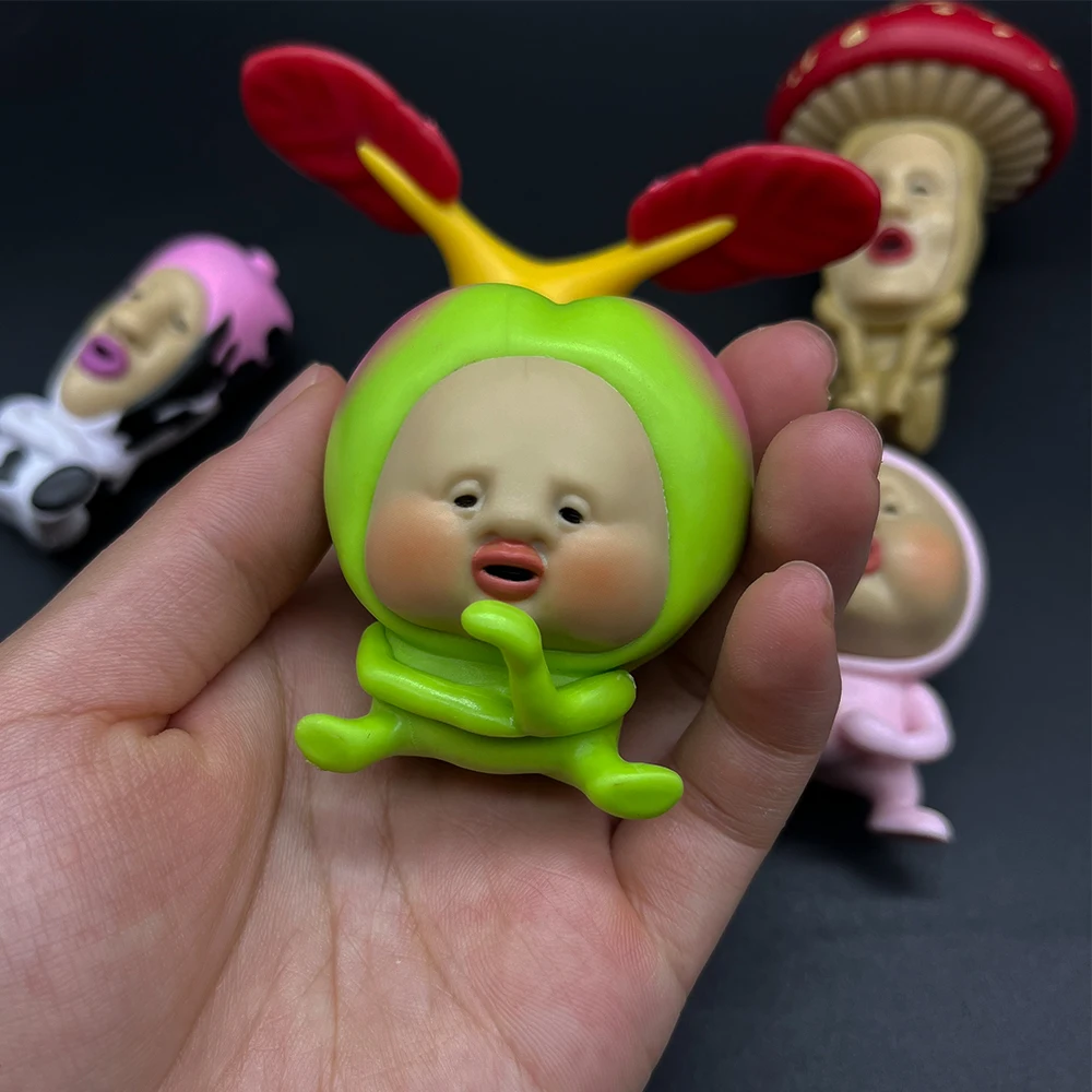 Anime Figures Cartoon QUALIA Kobito Farm Elf Doll Toy Action Figure Ornaments Model Toys For Kids Christmas Gift