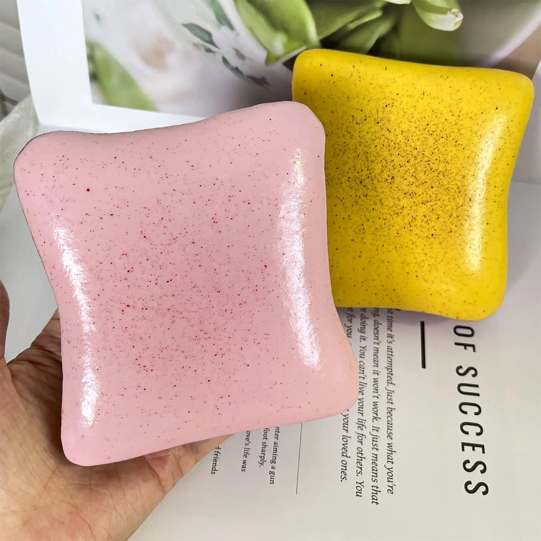 1 Piece of Bread-Shaped Buttery Squishy Toy, Slow Rebound Sensory Stimulation Squeeze Toy, Anxiety-Relieving Stress Ball, Small and Cute Pocket-Sized Stress-Relief Toy, Party Favors, Easter Egg Fillers, Christmas Stocking Stuffers