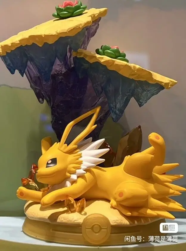 New Funism Pokemon Eevee Blind Box Trendy Toy Peripheral Desktop Figurine Figurine Halloween Christmas Boy Gifts