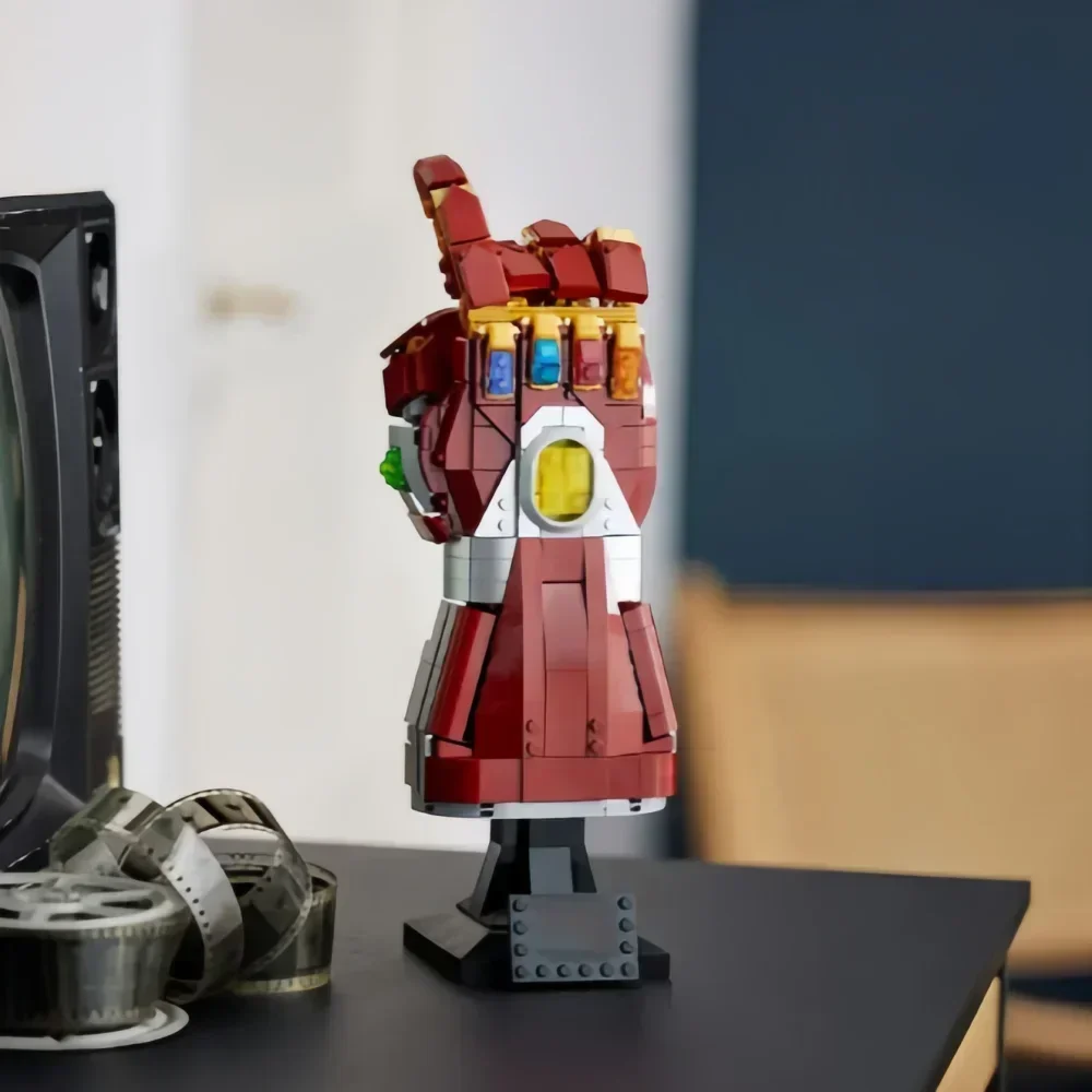 2026 New Popular Nano Gauntlet Model Building Blocks Bricks Superheroes Bust Avengers For Kids Adult Christmas Birthday Gifts