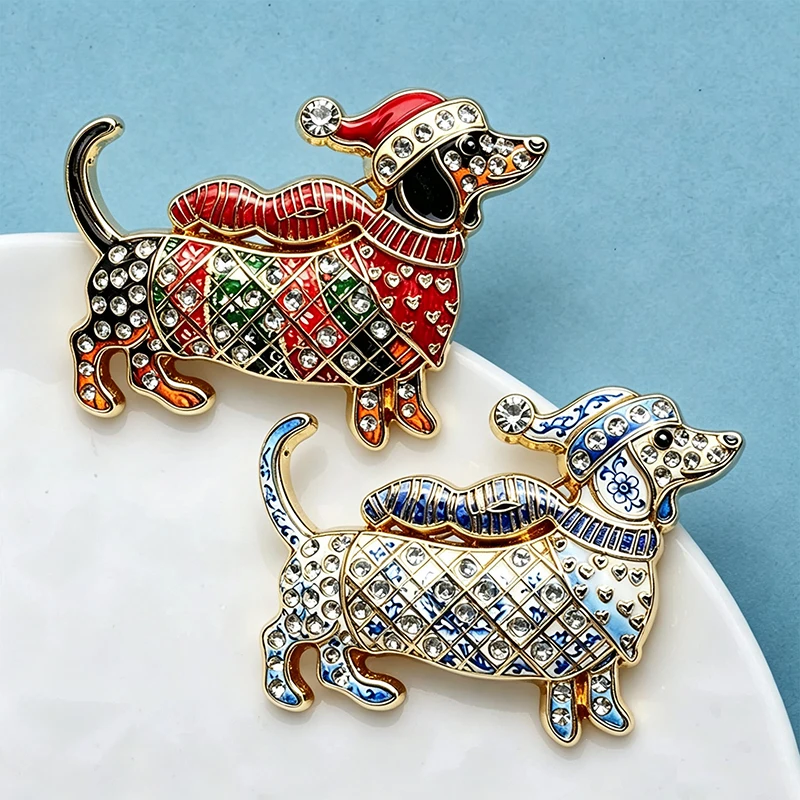 Wuli&baby Lovely Christmas Dog Brooches For Women Unisex 2-color Rhinestone Dachshund Animal New Year Party Brooch Pins