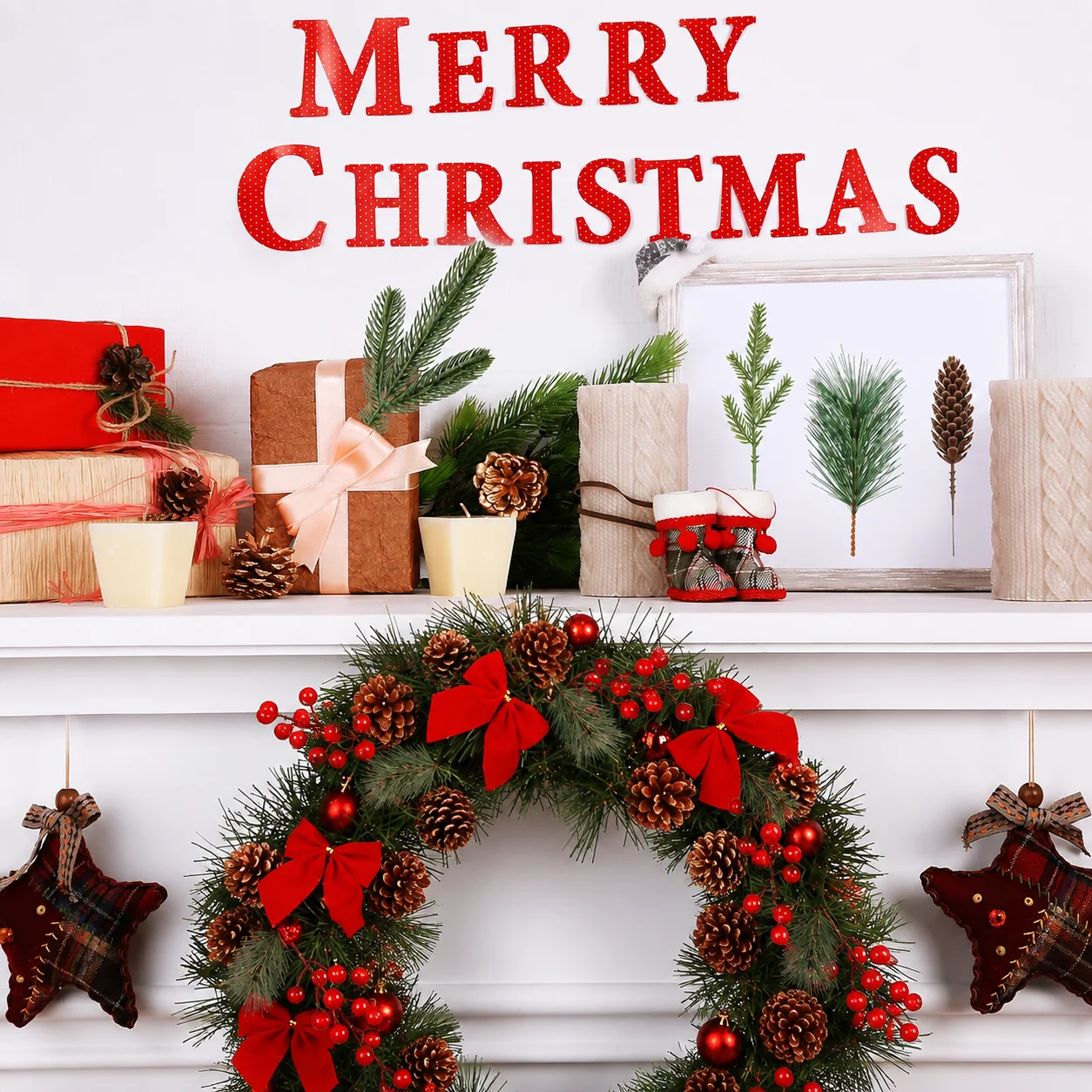 50Pcs Christmas Artificial Pine Branches Red Berry Stems Pine Cones Pine Needles for DIY Craft Garland Wreath Xmas Home Decor