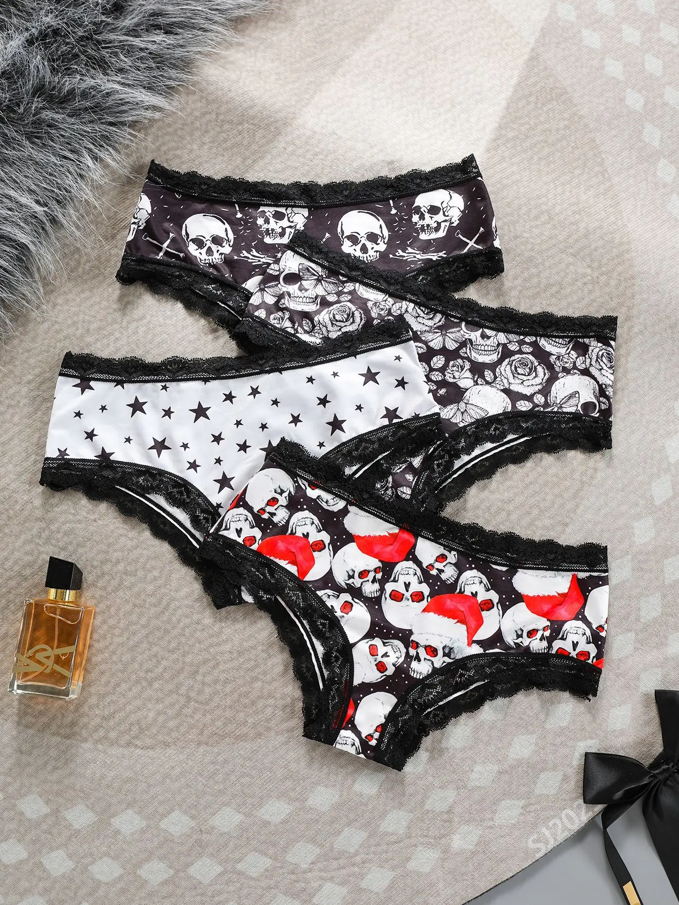 4Pcs Comfortable Breathable Women's Panties Women Sexy Lace Briefs Dark Skull Fashion Print Christmas Female Underpants