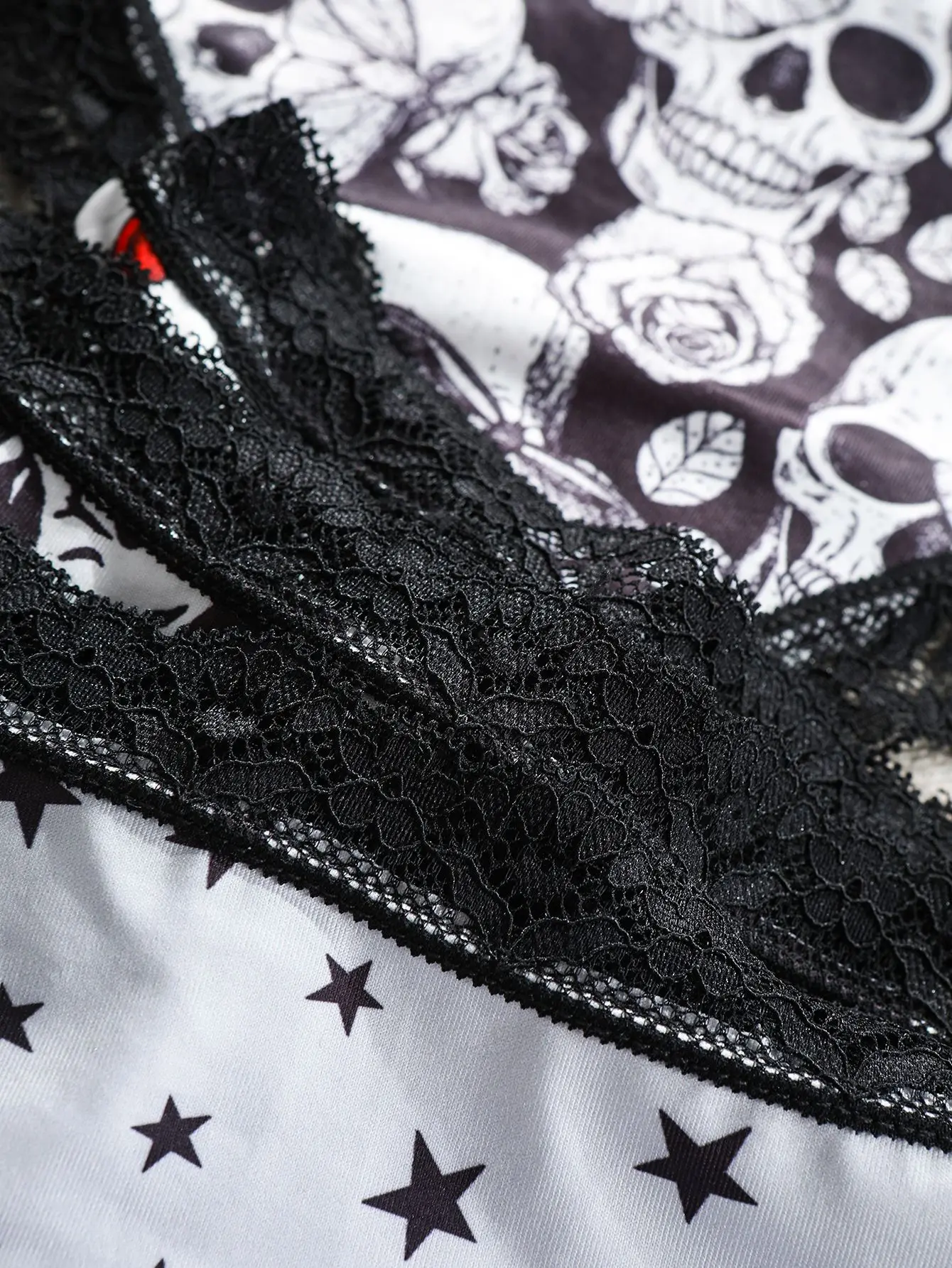 4Pcs Comfortable Breathable Women's Panties Women Sexy Lace Briefs Dark Skull Fashion Print Christmas Female Underpants