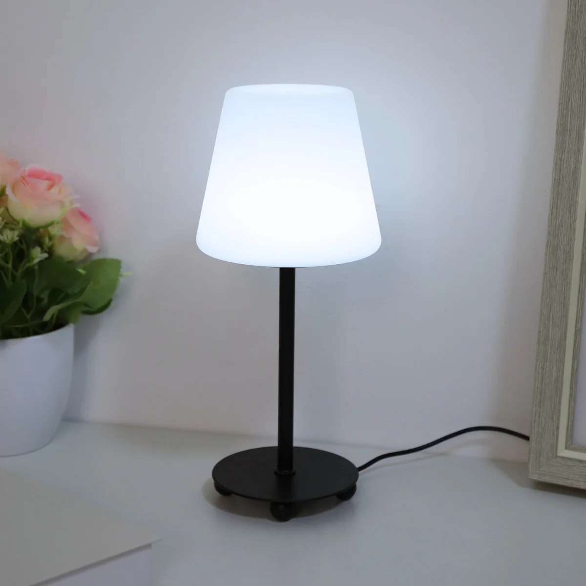 Creative Cream Style Desk Lamp, USB Powered Tri Color Ambient Light Suitable for Bedrooms, Study Rooms, Living Rooms, Etc