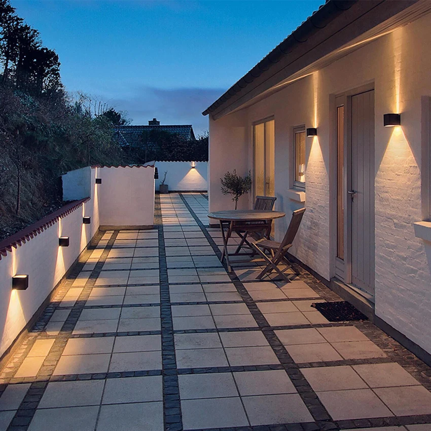 MARPOU Led Wall Lamp Outdoor/ Indoor Waterproof IP 65 Surface Mounted LED Up and Down  Wall Light Porch Garden 9W AC 90-260V