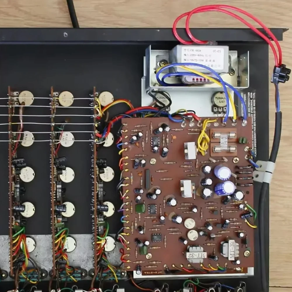 1W 5W 10W 12W 15W 20W 25W 40W 60W Power Transformer Input AC 220V 50HZ Output AC 6V 9V 12V 15V 18V 24V 36V 48V 110V Dual V 3Line