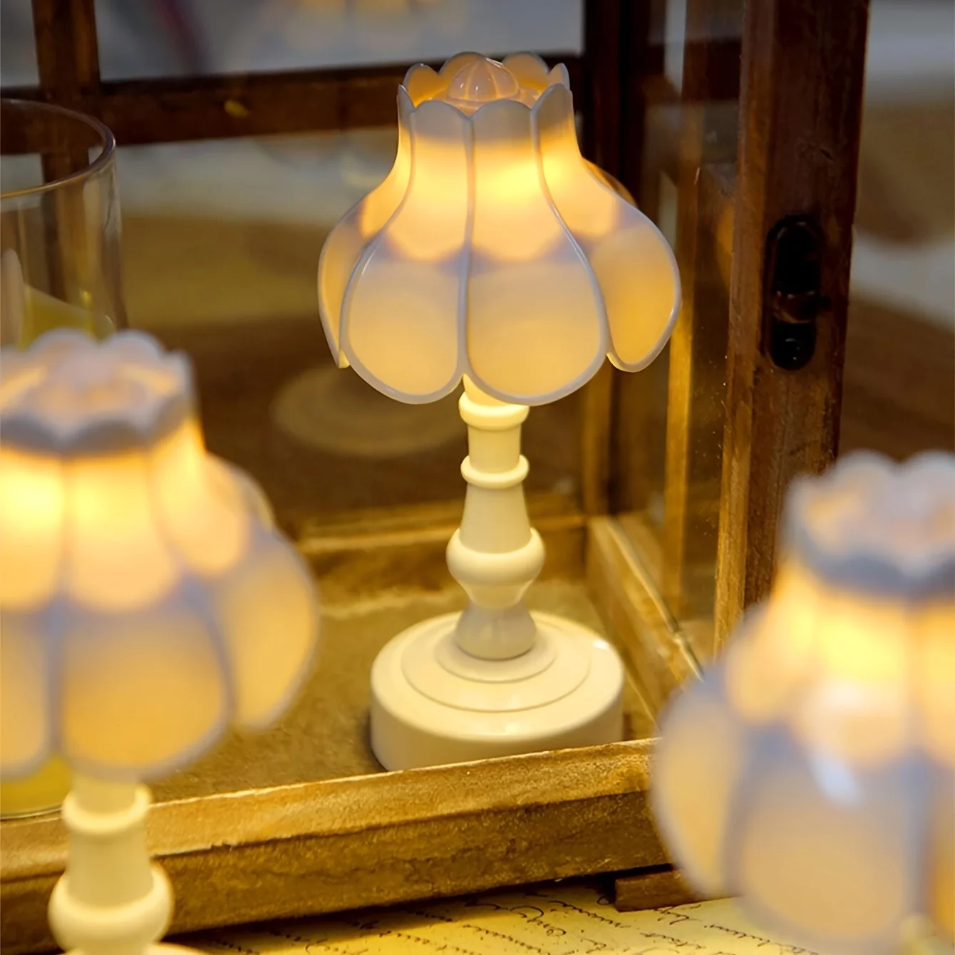 Vintage Lotus Table Lamp Led Bedside Lamp Flower Bud Lamp Decor Night Light Atmosphere Desk Lamp