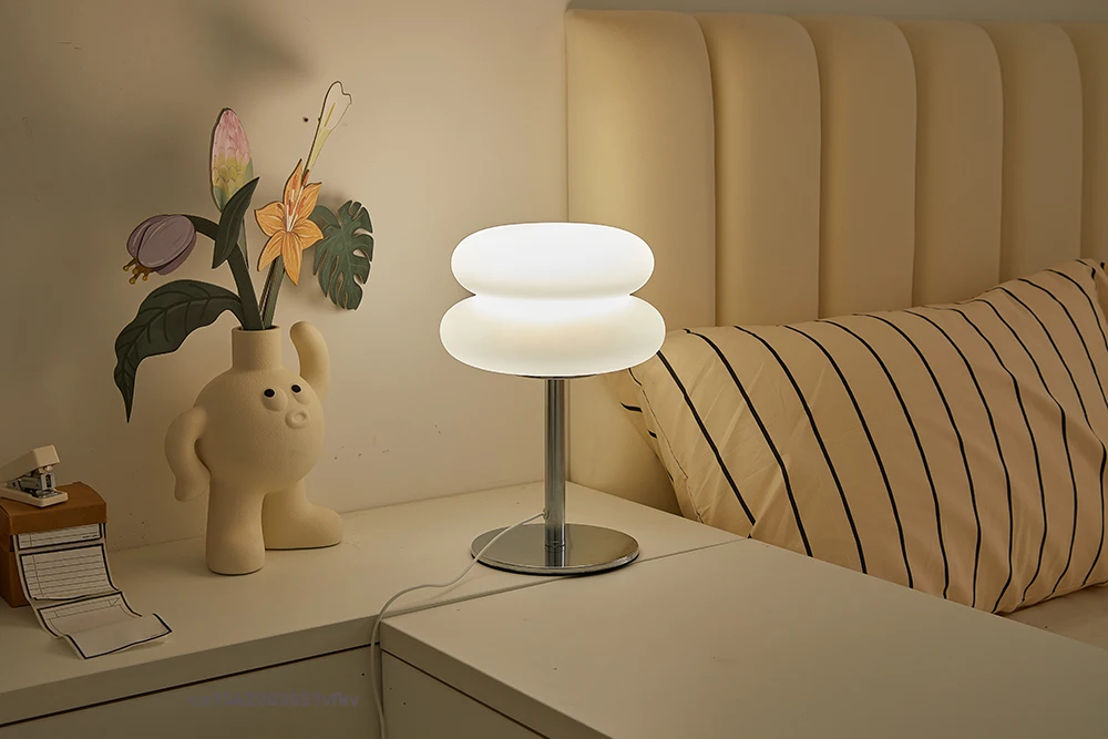Bedroom Bedside Lamp Creamy Style Table Lamp USB Plug Tri Color Dimming Living Room Study Atmosphere Light