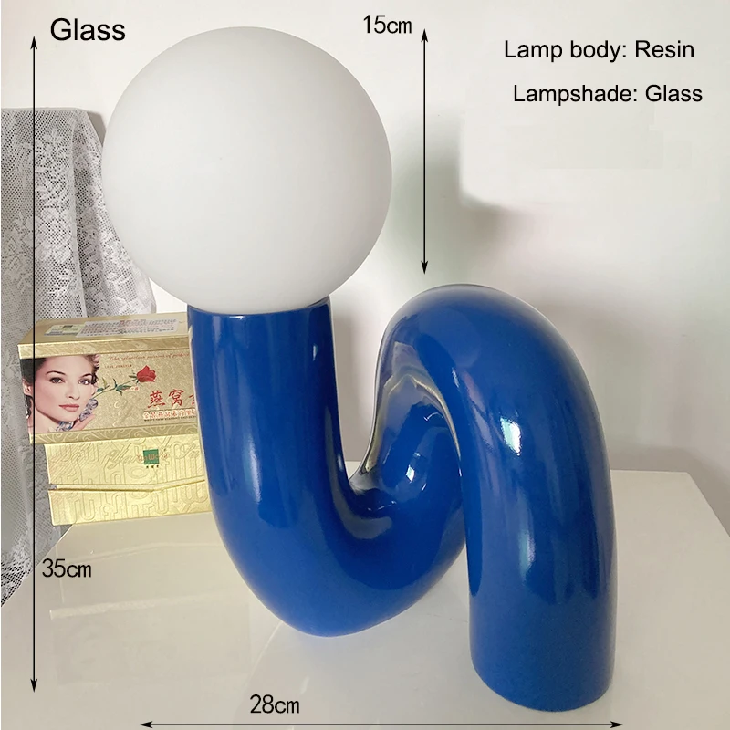Postmodern Retro Resin Desk Lamp Fashionable Atmosphere Bedroom Bedside Table Lamp Glass Ornament Desk Lamp Artistic Desk Lamp