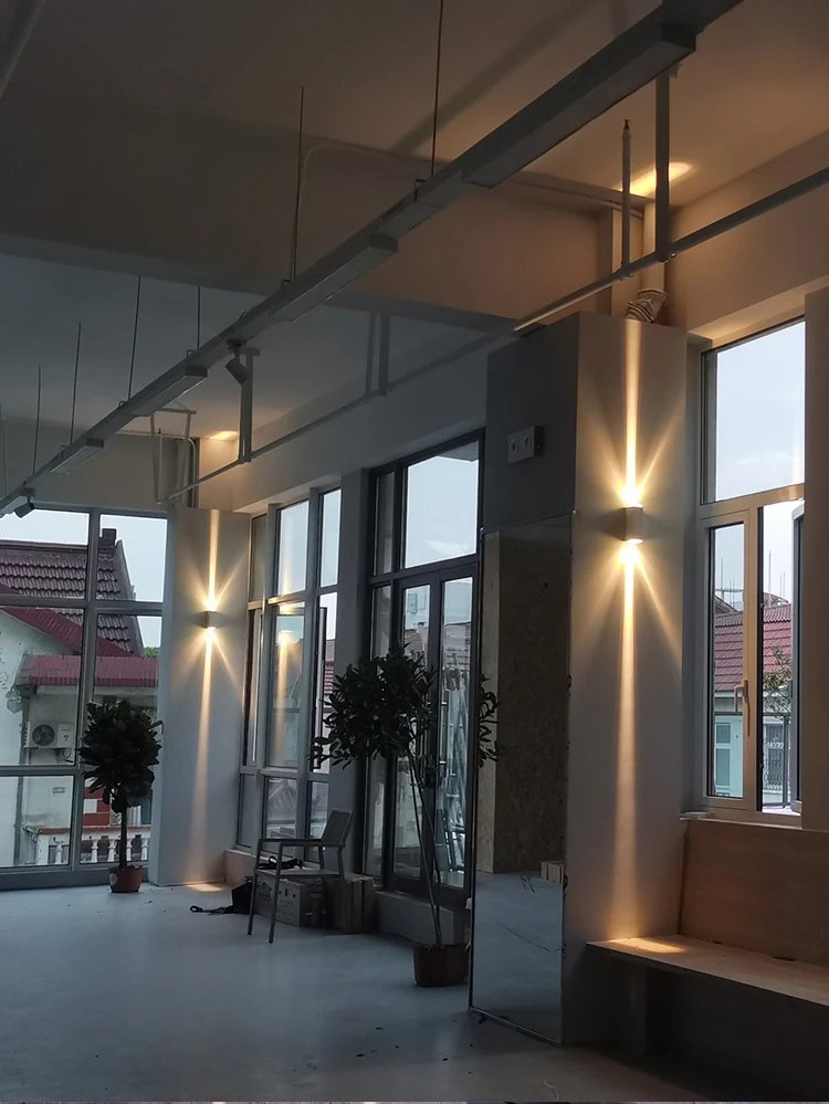6W/10W Aluminum COB IP65 Waterproof Up and Down Wall Sconce Outdoor Wall Lamp For Porch Garden Courtyard Exterior Lighting