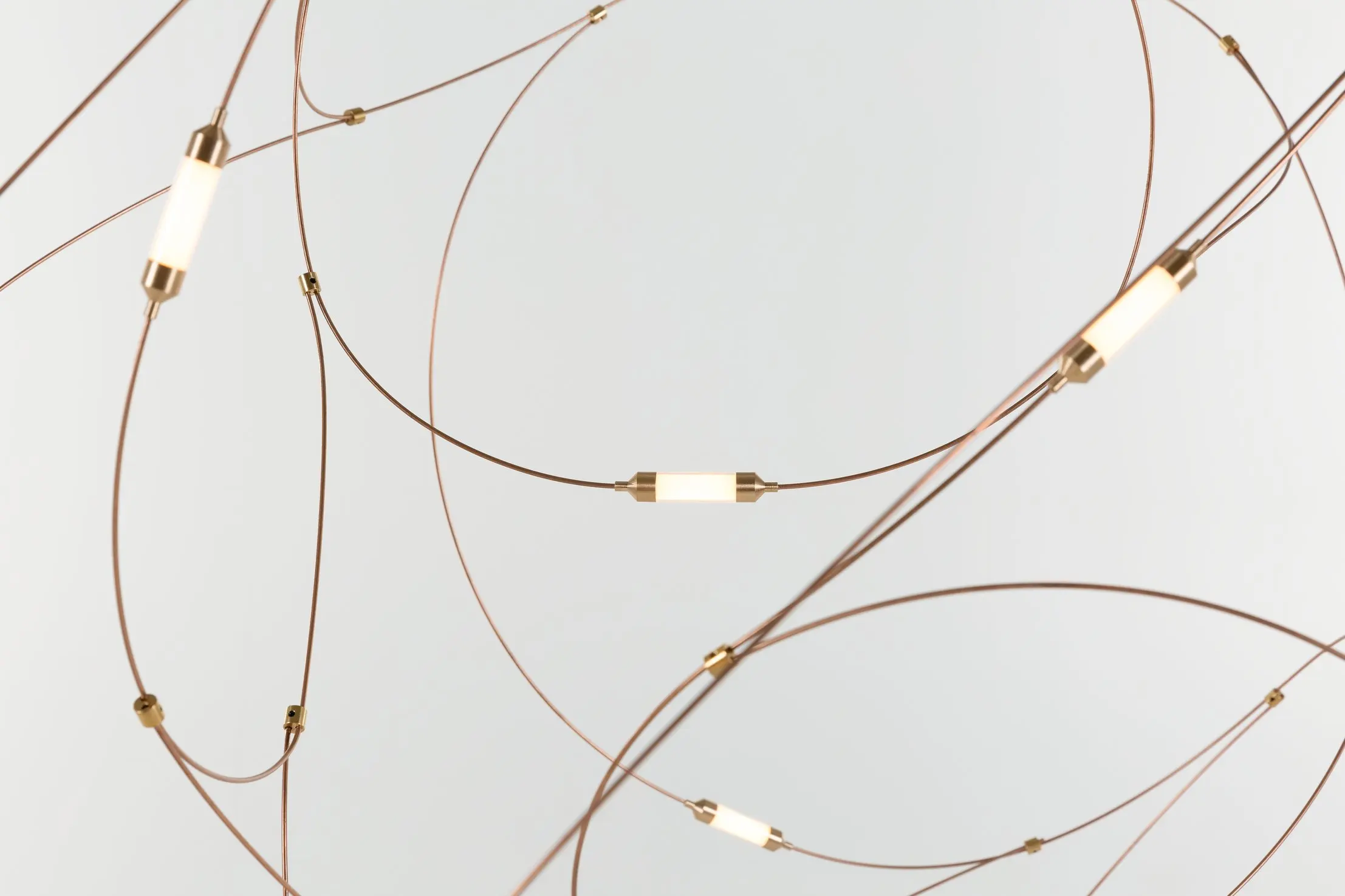Moooi Flock Chandelier Disc Quasar Chandelier LED Firefly Pendant Light for Hotels Villas Restaurants Living Room designer lamp