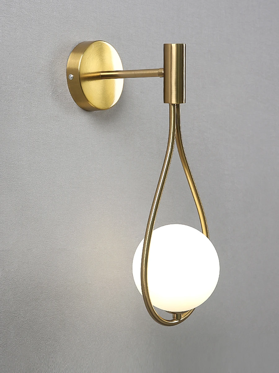 Modern Metal Glass Ball Wall Lamp Nordic Simple Wall Lamps for Living Room Bedroom Bedside Aisle Corridor Staircase Wall Lights