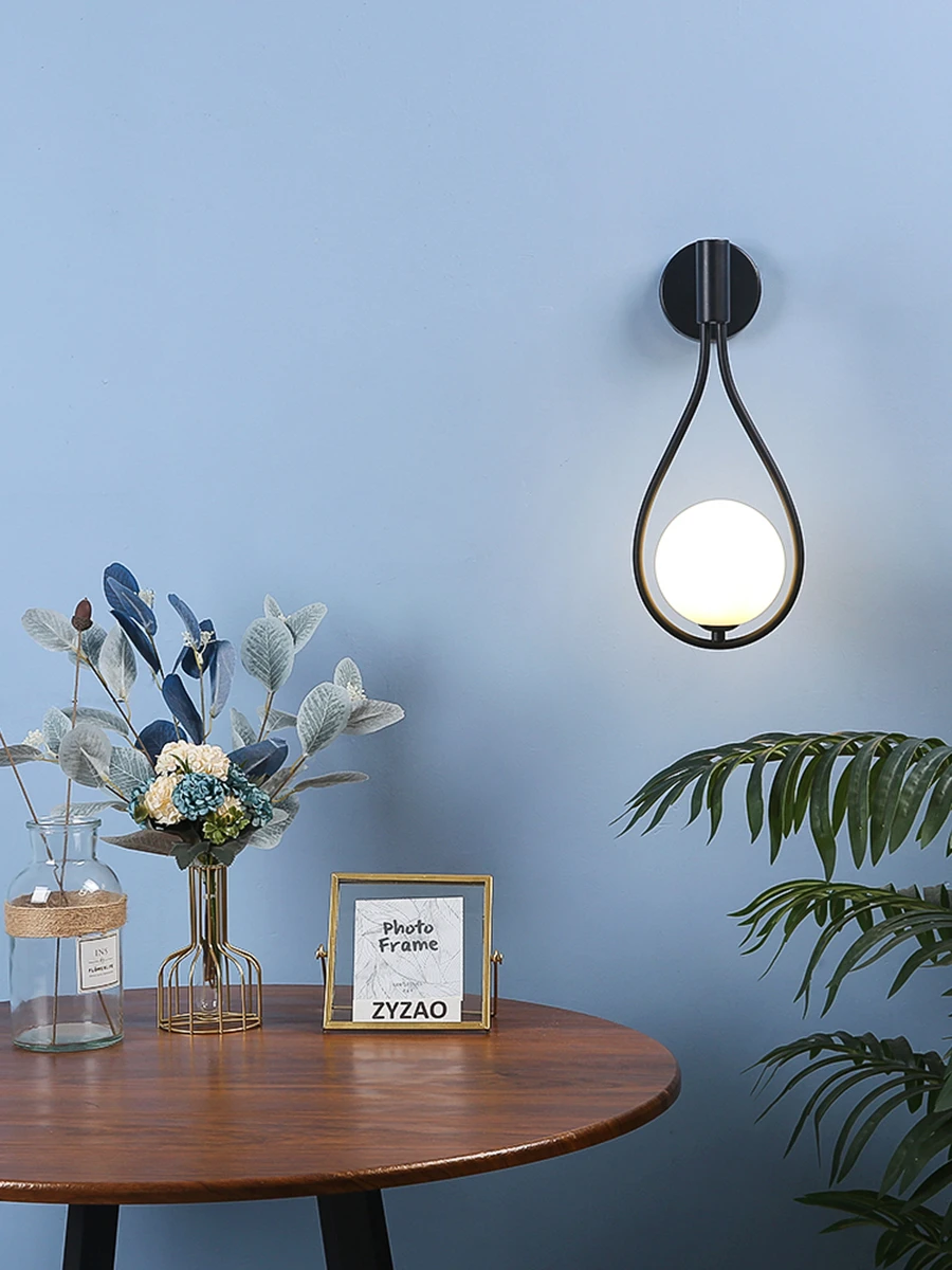 Modern Metal Glass Ball Wall Lamp Nordic Simple Wall Lamps for Living Room Bedroom Bedside Aisle Corridor Staircase Wall Lights