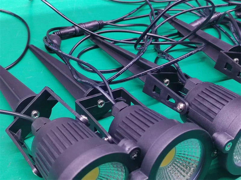 2/4/6/10 in 1 IP65 Waterproof 2 Meters Waterproof Wiring LED Garden Lights Outdoor Lawn Lamp Safety Low Voltage Street Lights