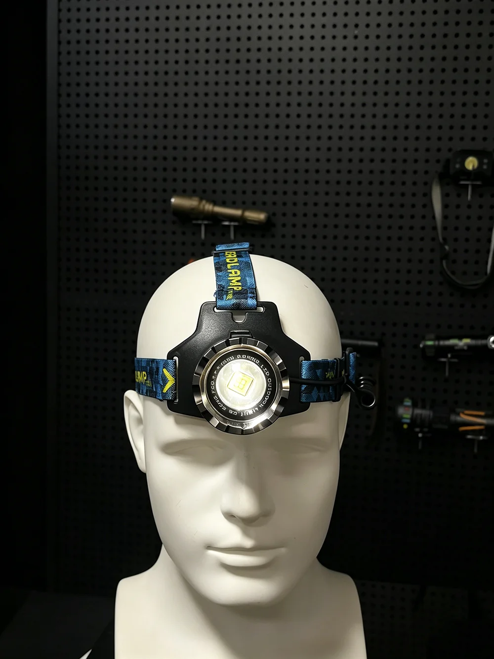 High Power LED Headlamp Spotlight Long-range Wick Headlight Super Bright Telescopic Zoom Head Lamp Flashlight Fishing Light