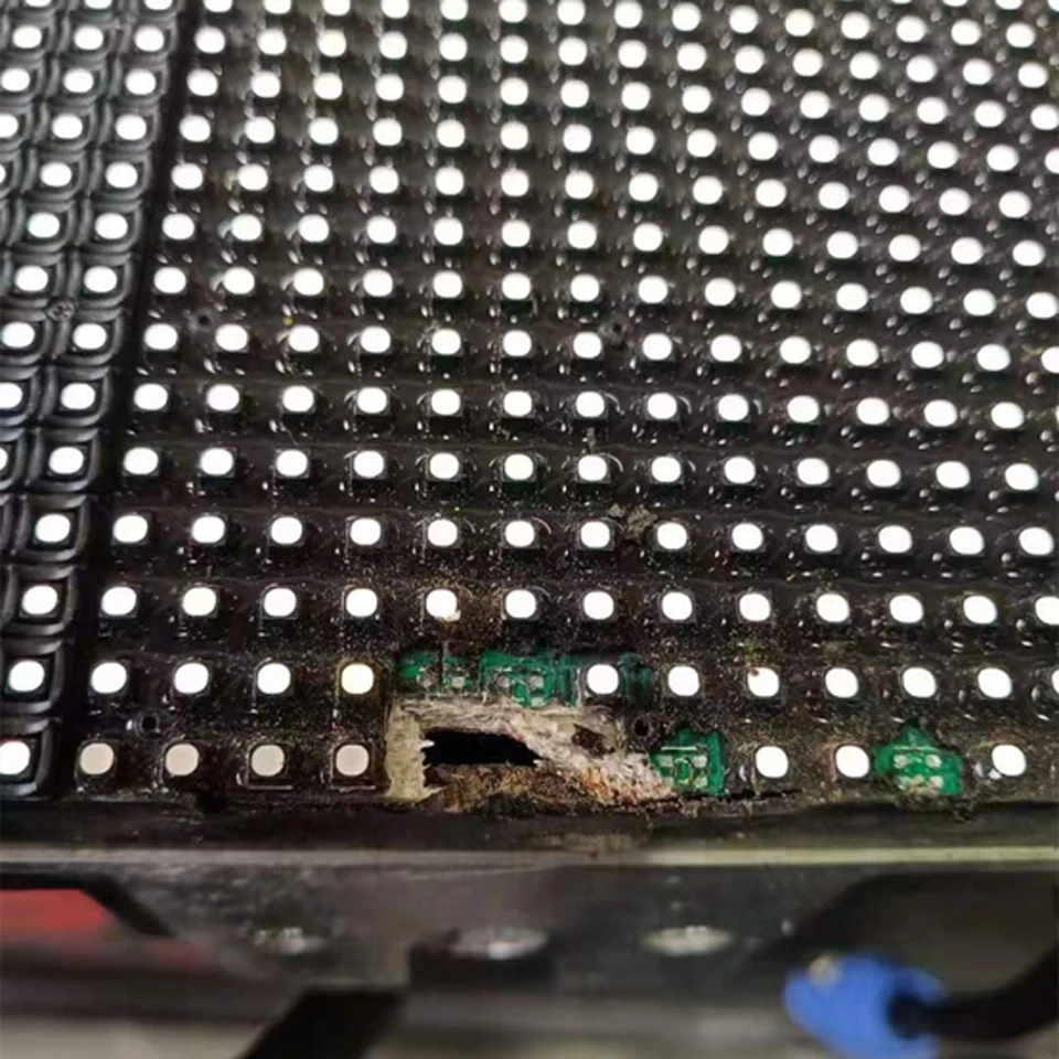 P2.6 series Circuit Paper,Double-sided solder pads, fully covered with large holes ,Used for repairing damaged PCB pads
