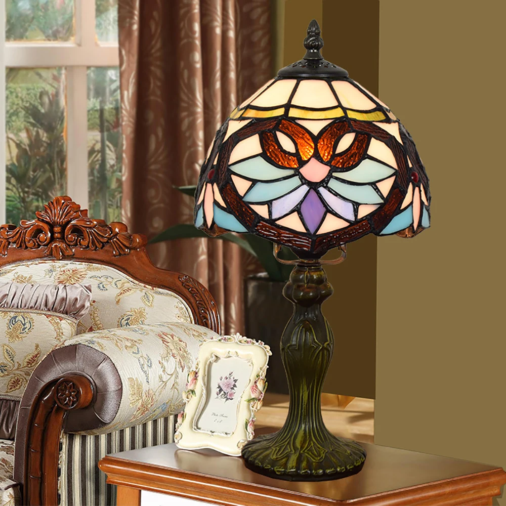 European Style Table Lamp Stained Glass Reading Light Small Room Decorate Lamp for Home Living Room Nightstand Bedroom Office
