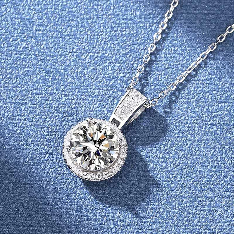 NeeTim 1Carat 2Carat Moissanite Necklace For Women Sterling S925 Silver With White Gold Plated Sparkling Jewelry Wedding Pendant