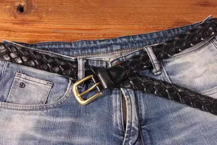 New Luxury Designer Handmade Genuine Leather Women's Belt Jeans Casual Dress Brass Buckle Ladies Trendy Belts Fashion Waistband