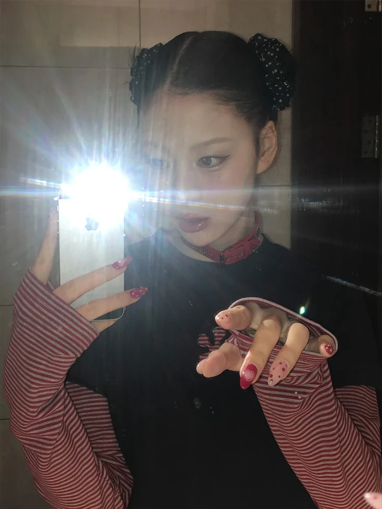 Tonngirls Harajuku Patchwork T-shirt Women Long Sleeve Striped Fake Two Pieces Tops Streetwear Y2k Vintage Tops Japanese 2000s
