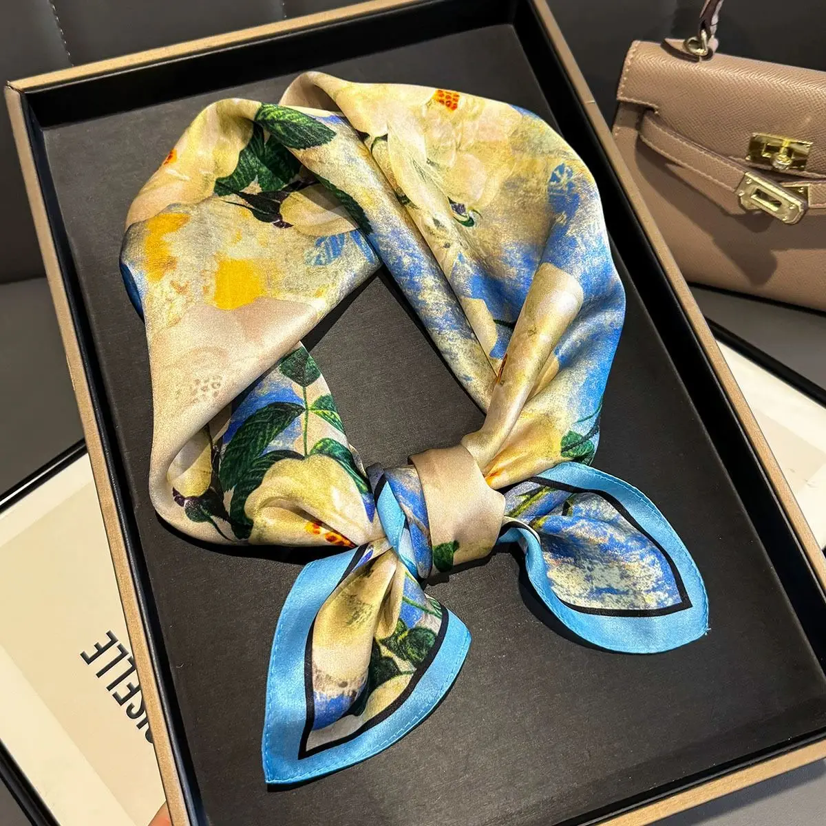 100% Natural Silk Scarf Women Foulard Female Shawl Wrap Elegant High Quality Square Neckerchief for Lady Hijab Bandana Scarves