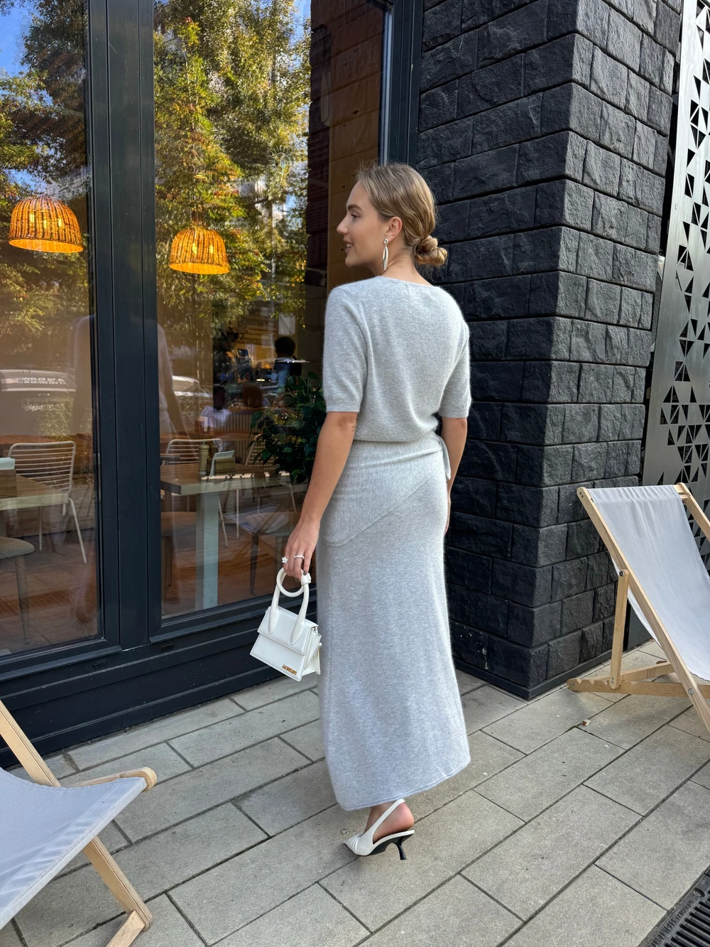 Hirsionsan Soft Loose Sets Women Three Pieces Short Sleeve Tops & Skirt Elegant Female Outfits Soft Tracksuit with Scaf 2026 New