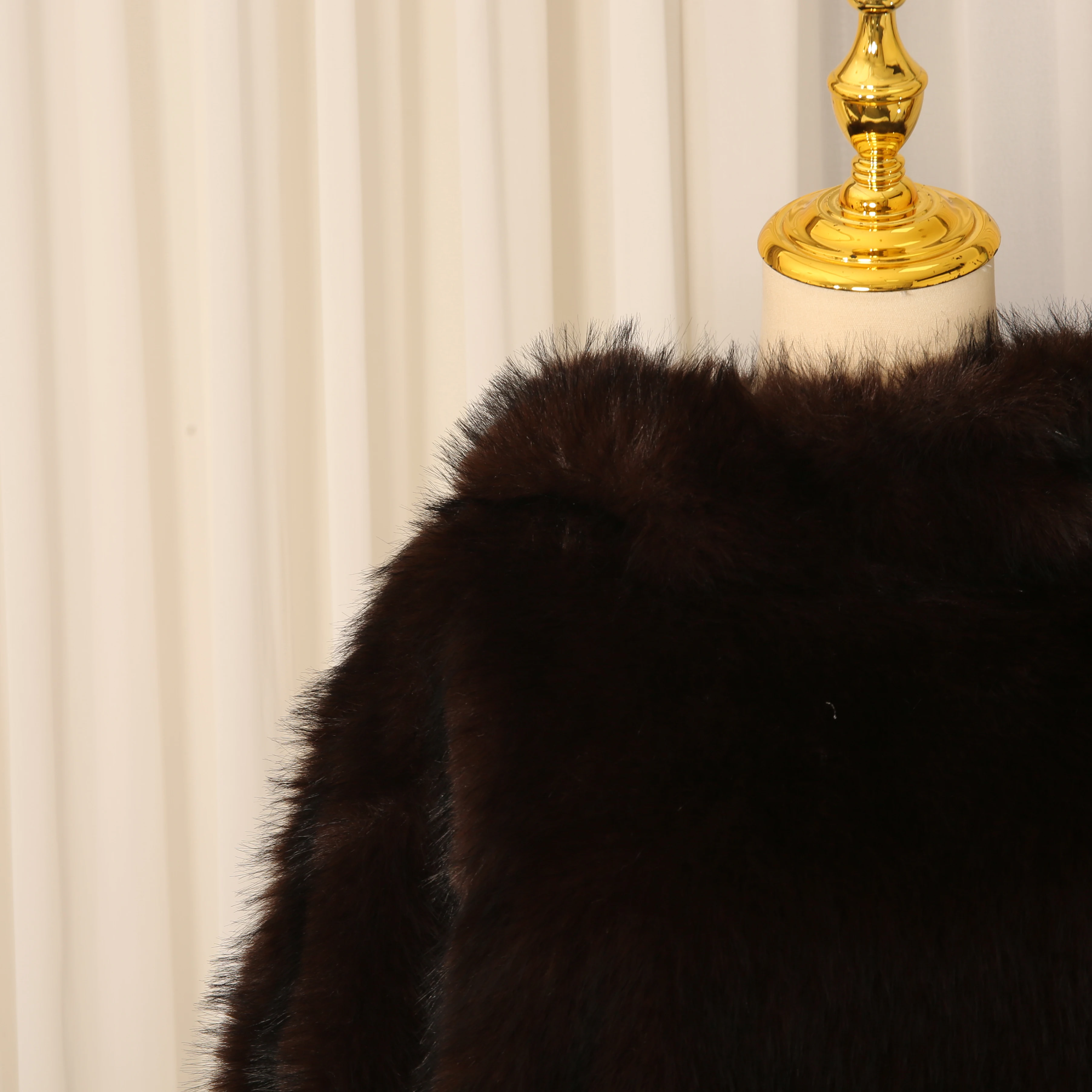 VGH Faux Fur Coat Loose with Hooded Design for Women Long Sleeve Patchwork Front Pocket Imitation Fox Fur Jacket Female Winter