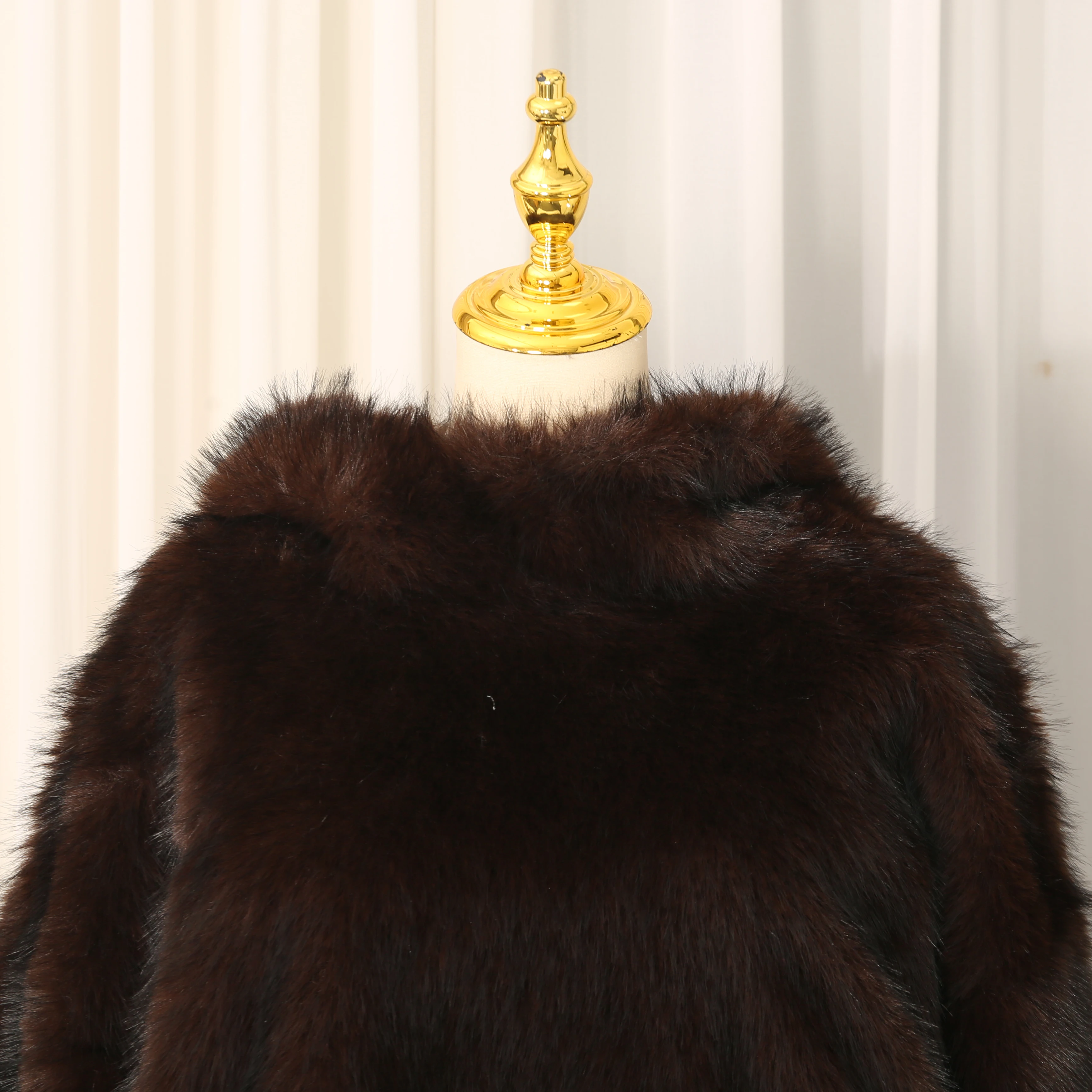 VGH Faux Fur Coat Loose with Hooded Design for Women Long Sleeve Patchwork Front Pocket Imitation Fox Fur Jacket Female Winter