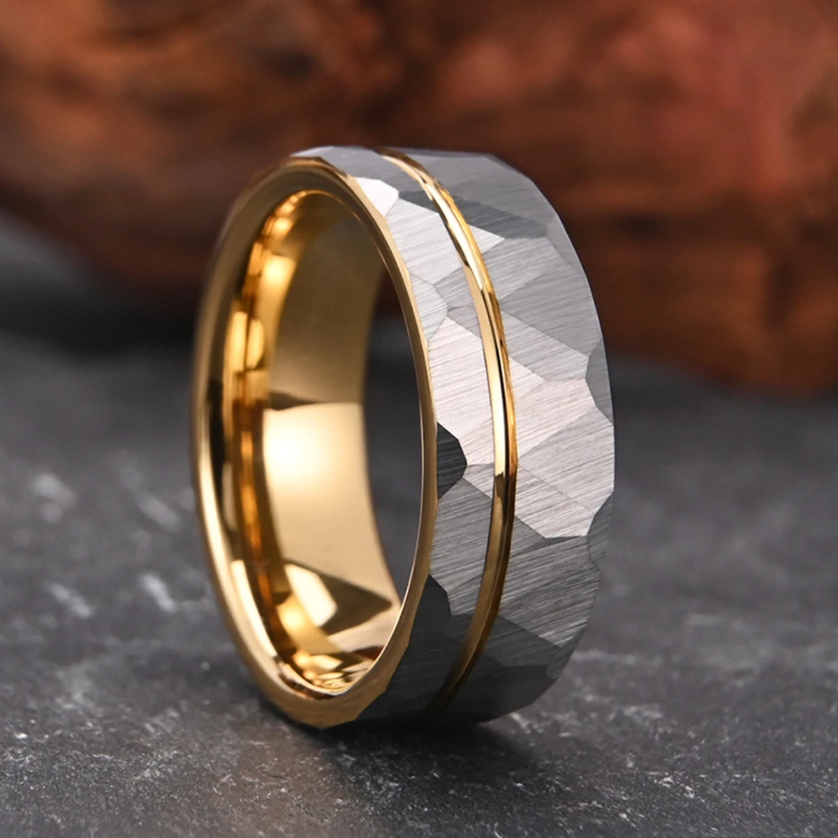 8MM Hammered Tungsten Carbide Ring Men's Wedding Bands Anillos Bague Homme Pareja De Compromiso Fashion Jewelry Engagement Rings