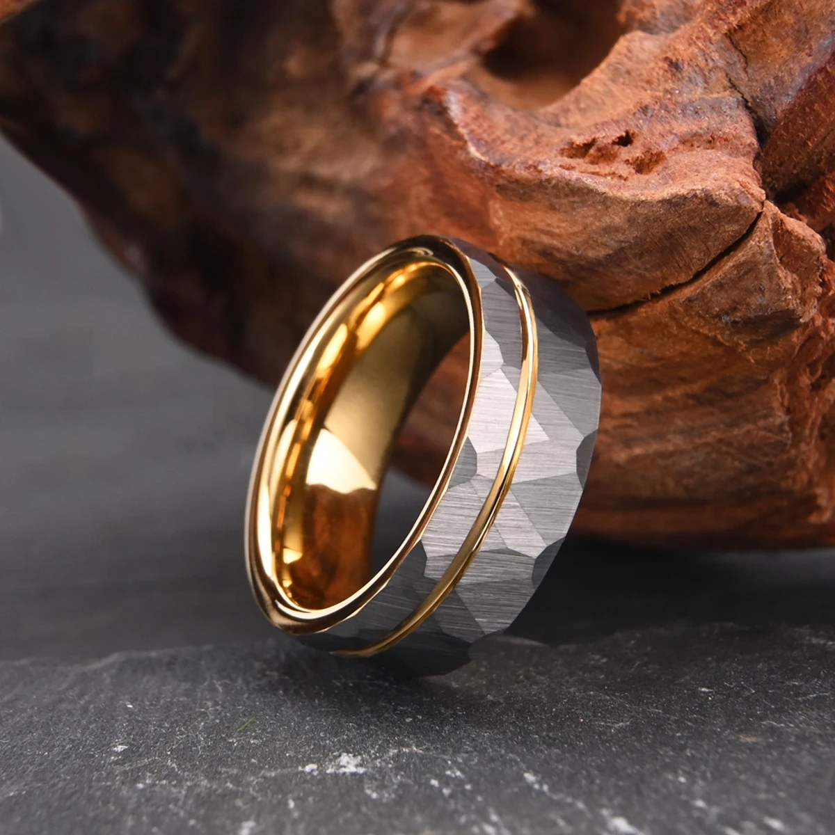8MM Hammered Tungsten Carbide Ring Men's Wedding Bands Anillos Bague Homme Pareja De Compromiso Fashion Jewelry Engagement Rings