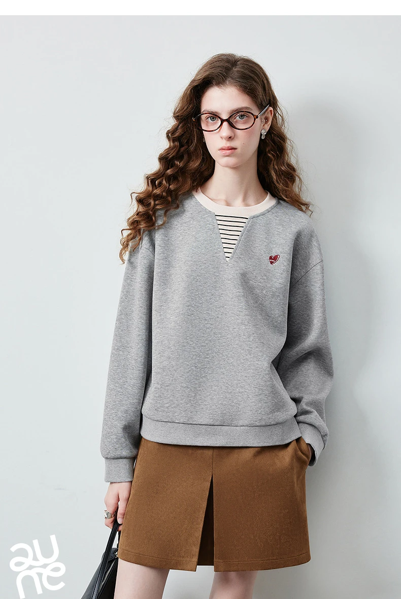 TOYOUTH Women's Fake Two Piece Sweatshirt 2026 Autumn New Arrival Preppy Sporty Striped Splicing Heart Embroidery Top
